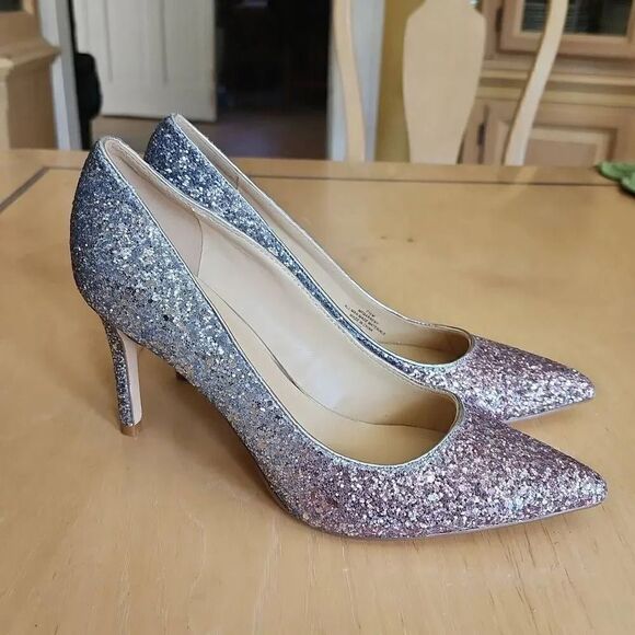 Marc Fisher Women's silver pink glittery high heels size 7 - Picture 1 of 4